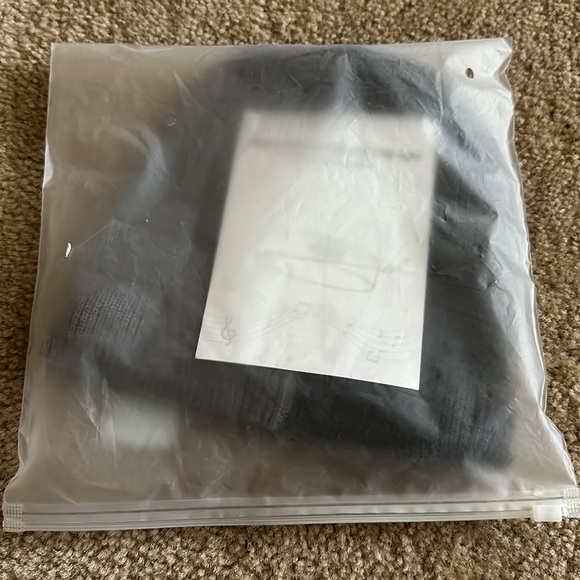 Beanie with headlamp and music - Picture 9 of 9